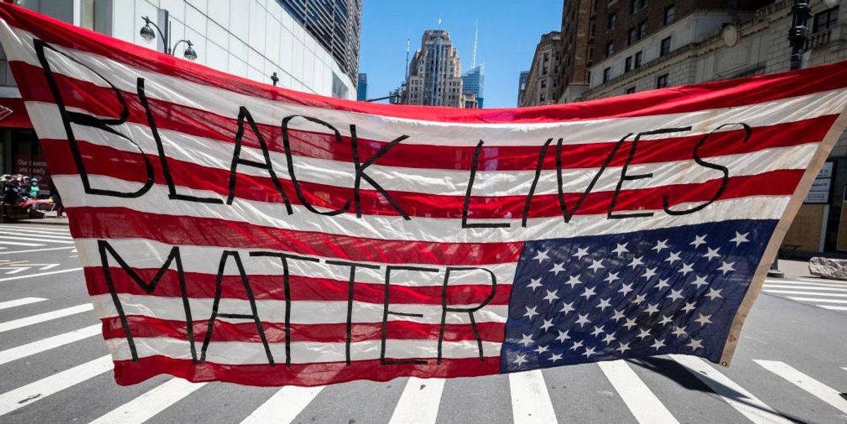 BLM chapter triggers 'relentless' backlash after calling American flag 'symbol of hatred': 'The person flying it is a racist' - TheBlaze