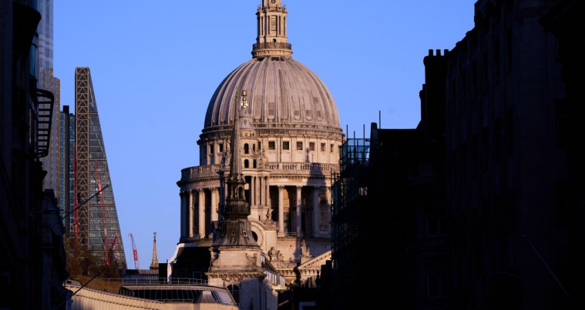 1,250 Clergy Members Warn Vaccine Passports Would Create “Medical Apartheid” in UK