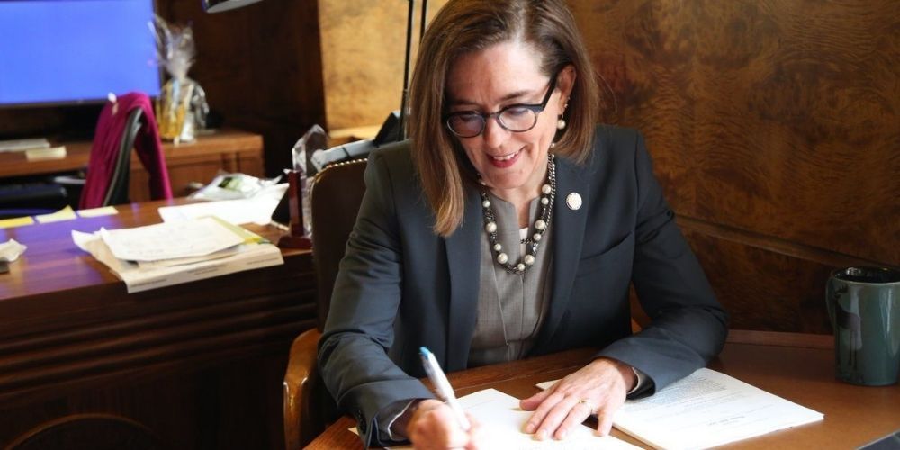 Oregon Governor signs new law allowing students to graduate without proving they can read, write, or do math | The Post Millennial