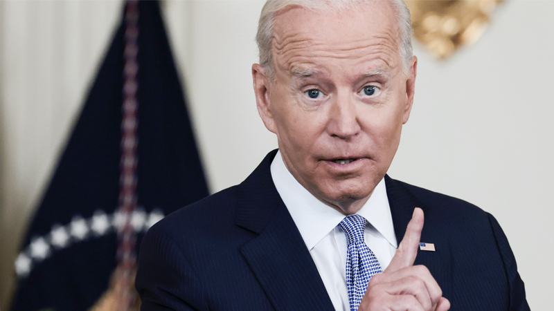 Sunday Live: Big Pharma Celebrates Biden Admin Pushing Boosters in Defiance of Medical Experts