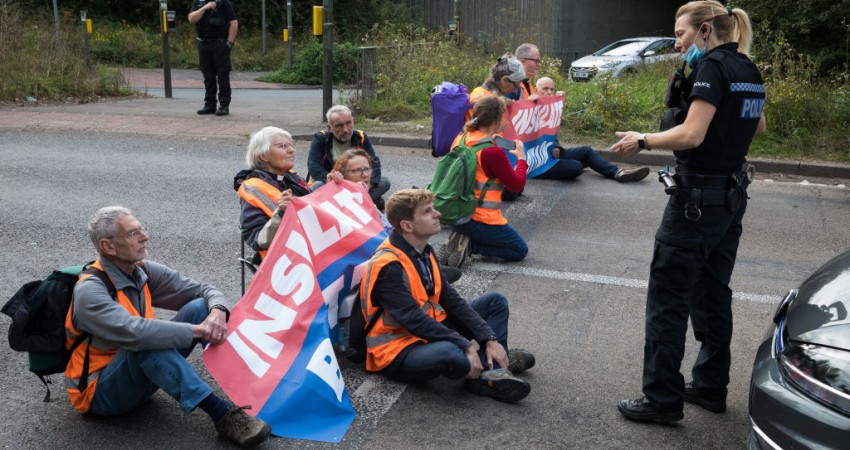 ‘Insulate Britain’ Climate Protesters Once Again Block Insulation Engineers From Getting to Work