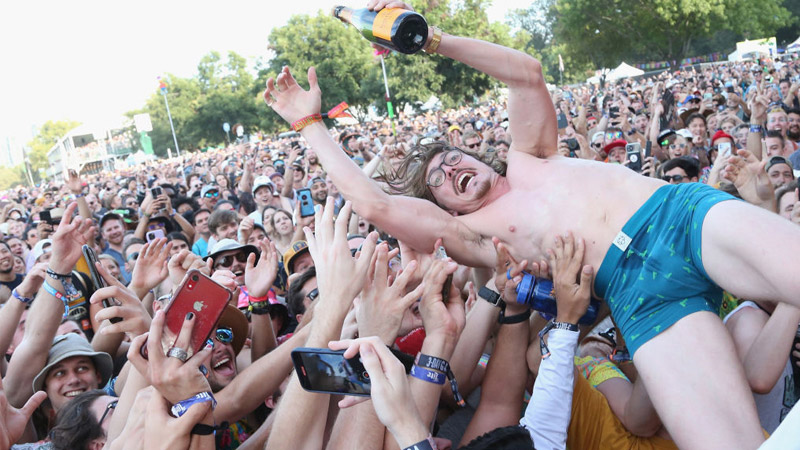 “Totally Fabricated”: ACL Fest Fans Call BS After Festival Claims Near 100% Covid Policy Compliance