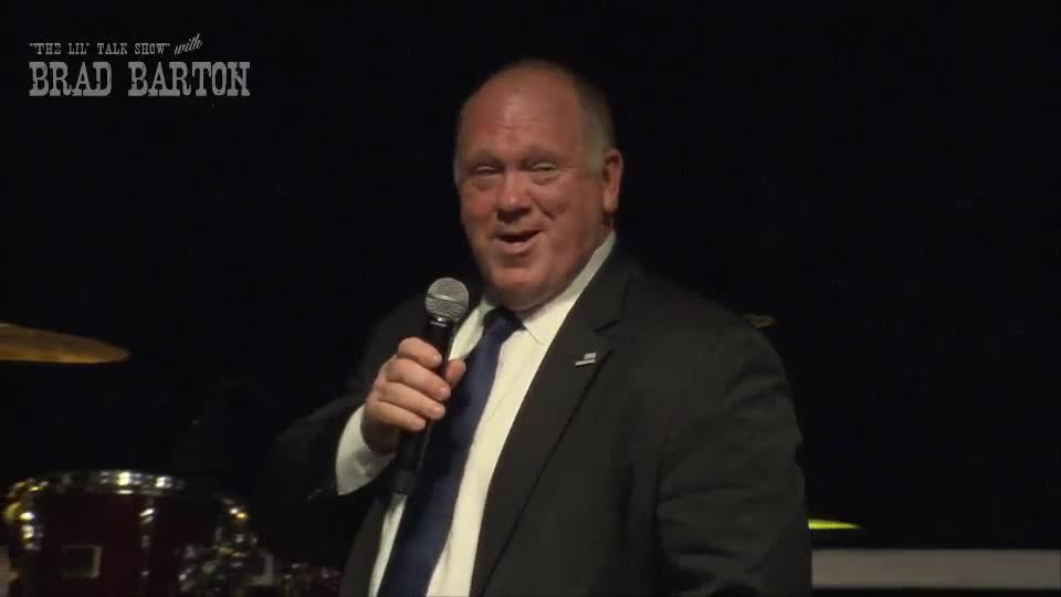 Tom Homan, Trump's Director of ICE, Bringing The ??? (10/25/21)