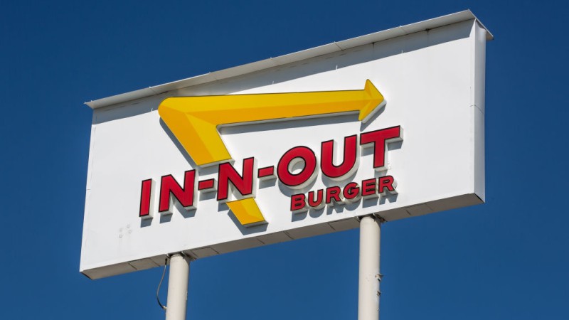 “We Refuse to be the Vaccination Police”: In-N-Out Burger Rebels Against Mandate