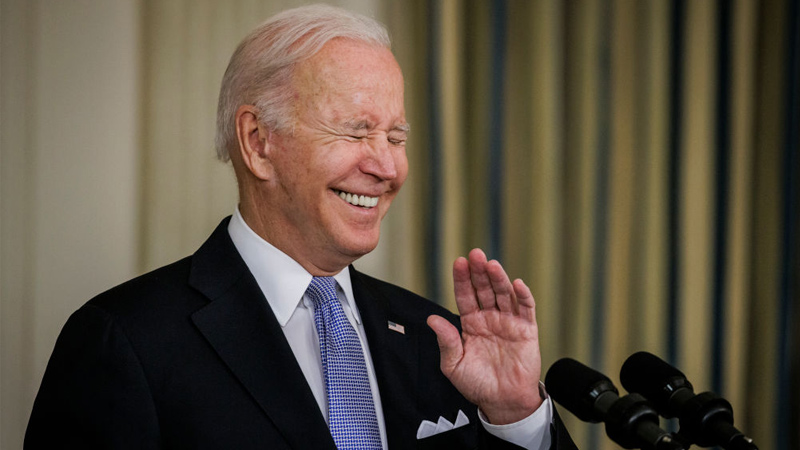 Stinky Joe? Duchess of Cornwall Claims Biden Farted “Long & Loud” During COP26 Summit