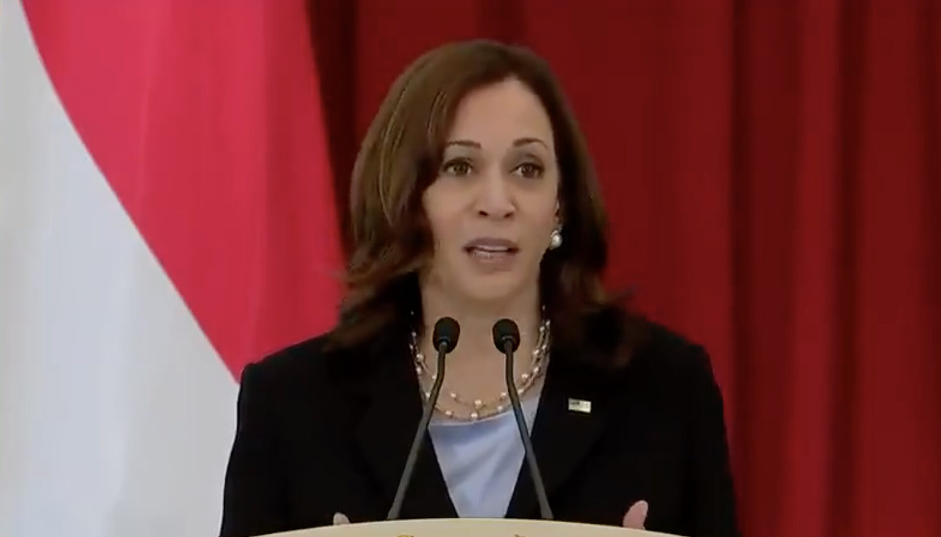 Hypocrite Kamala Harris Backs Biden’s Travel Ban, Tells People To Get COVID Shot: “The Vaccines Are Safe.”