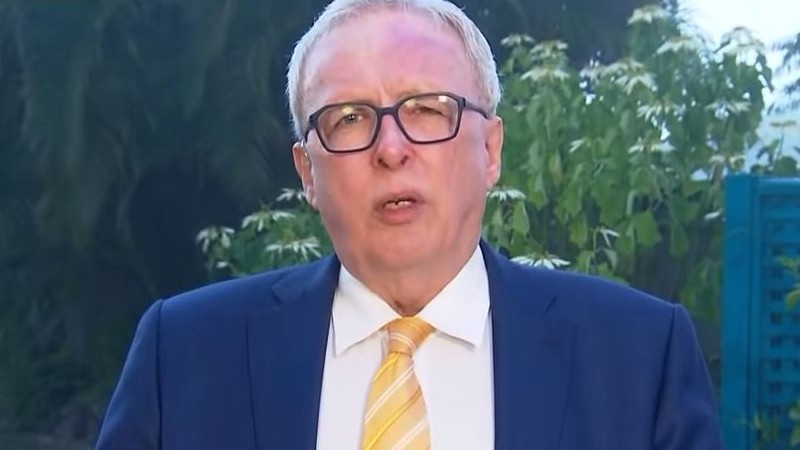 Aussie Health Chief Says People Who Don’t Get Vaccinated Will be “Miserable” and “Lonely” For Life – NewsWars