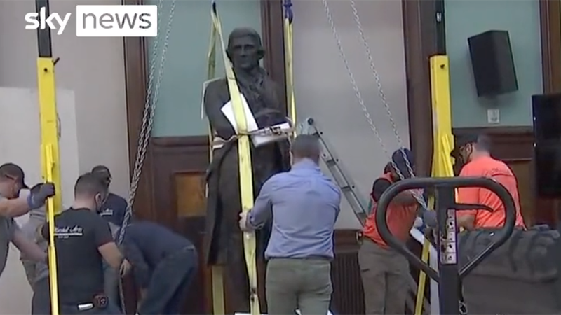 Videos: Jefferson Statue Stuffed In A Crate And Removed From NY City Hall
