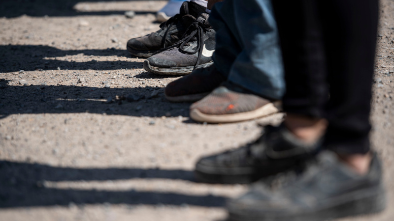 Hundreds of Adult Illegals Caught Posing as ‘Unaccompanied Minors’ – NewsWars