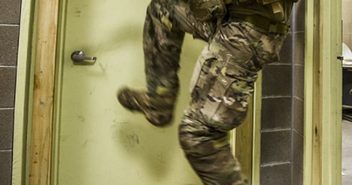 Americans Have Tolerated Gov’t Abuse for a Long Time … Now It's Kicking in Their Doors … » DailySurge