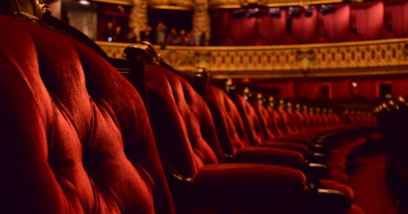 African Migrants Arrested for Robbery, Stabbing at Busy French Theater