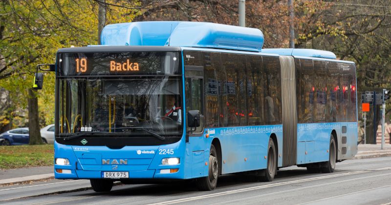 Sweden: Bus Driver, Rider Stabbed by Violent 'Youths'