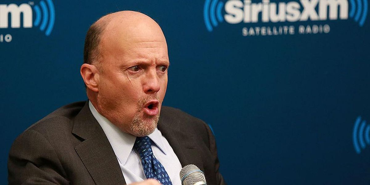 CNBC anchor goes on rant demanding Biden 'require' nationwide COVID vaccination by force: 'Have the military run it' - TheBlaze