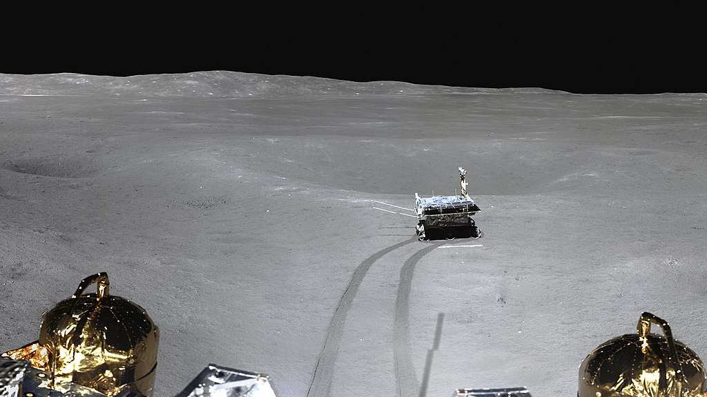 China's moon rover spots a mysterious cube-shaped object, and the internet is intrigued | American Military News