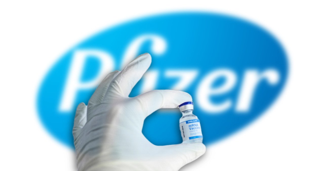 Court Orders FDA To Comply With FOIA and Release Information On Pfizer Vaccine - First Batch of Documents Shows Over 1,200 Vaccine Deaths WITHIN FIRST 90 DAYS
