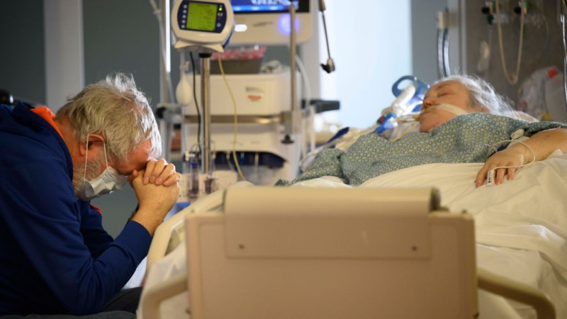 Minnesota Puts White People at the Back of the Queue For Life-Saving COVID-19 Treatment