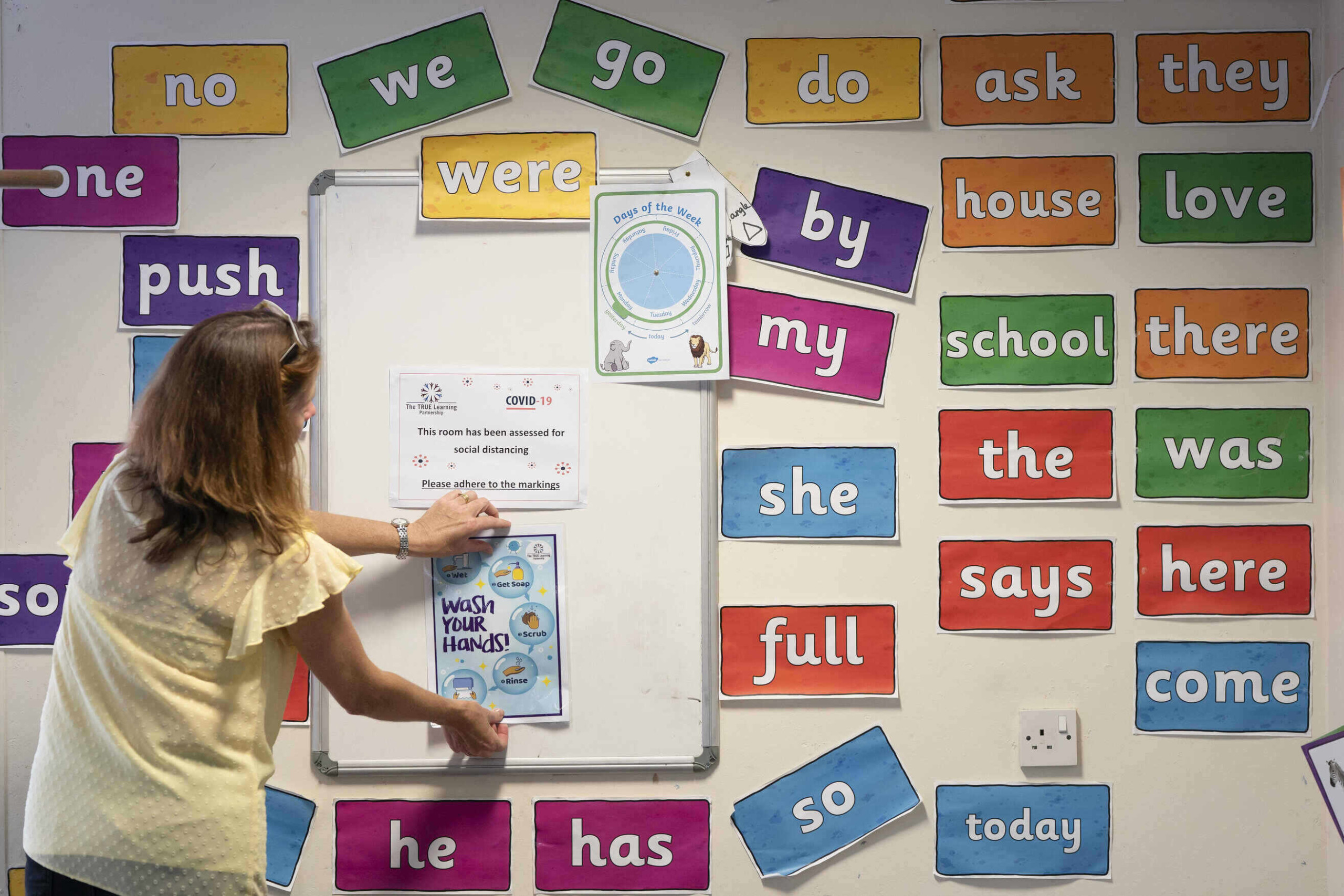 Children as young as 4 can now change their gender in Scottish schools
