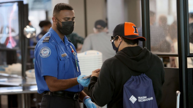 Report: TSA Allows Illegals to Use Deportation & Arrest Warrants As ID At Airports Across America