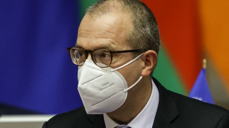 WHO Chief Says Europe Moving Towards Pandemic “Endgame”