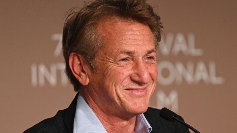 Sean Penn: “Cowardly” Men Are Surrendering Their Masculinity