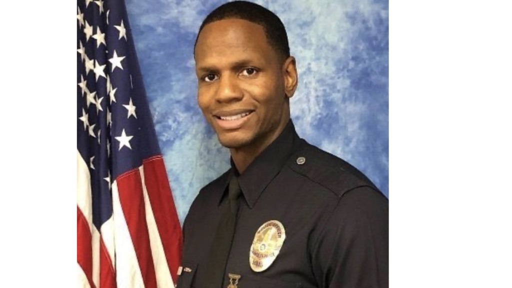 LAPD officer who fatally shot 14-year-old described as ‘heartbroken,’ ‘shattered’ – Daily News