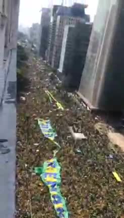 Millions Protest Medical Tyranny in Brazil
