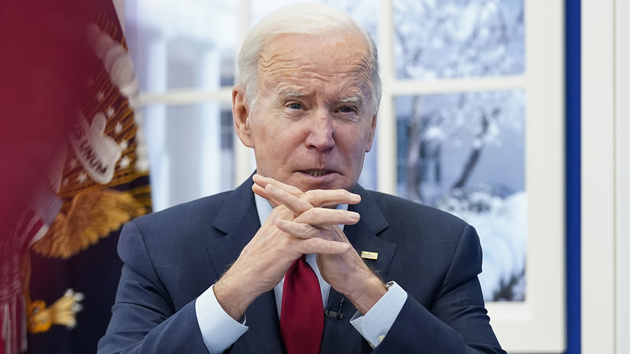 Kristi Noem hits Biden on rising meat prices with 'attack on capitalism' | Fox News