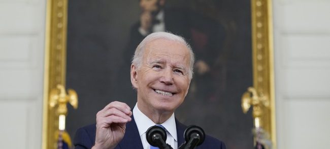 Joe Biden Rants Aimlessly About Windmills While Addressing Thousands of Wildfire Victims - Patriot Outlook
