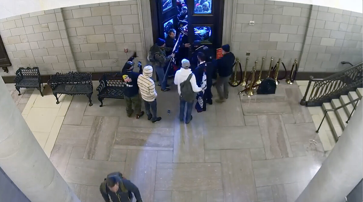‘Someone Opened the Doors From the Inside,’ Jan. 6 Defense Attorney Says