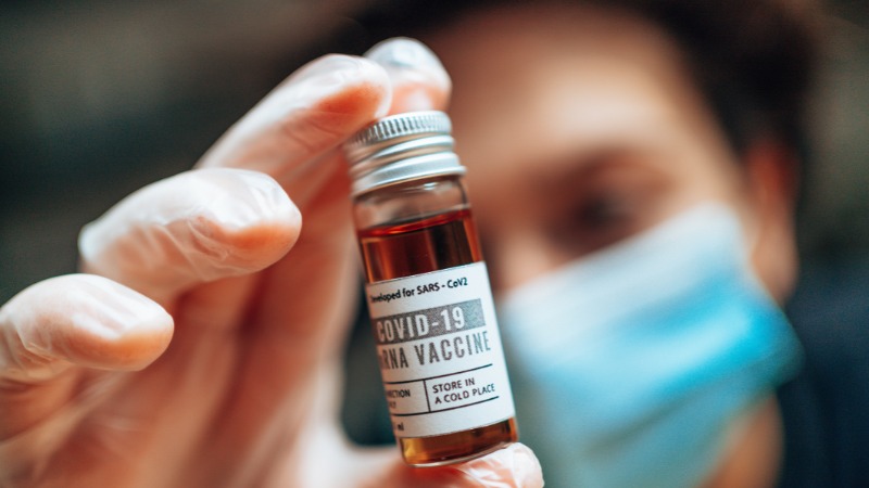 EXPOSED: Dr. Robert Malone Reveals CIA Psychological Operation Pushing COVID-19 Hysteria, Vaccines
