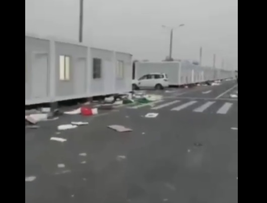 The Chinese destroy the quarantine camp, the authorities send an entire city to camp at night – World-Signals News