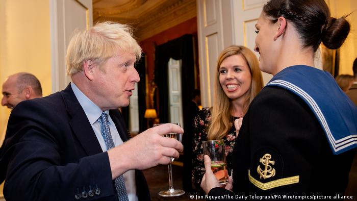 In an attempt to save his post, Boris Johnson lifted all restrictions in Britain – World-Signals News