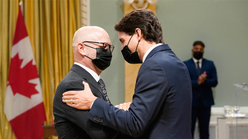 Trudeau Justice Ministers Threatens to Freeze Bank Accounts of Pro-Trump Citizens – Friday Live