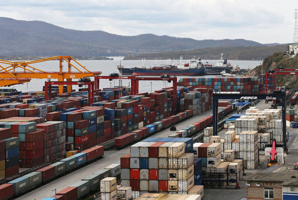 Chinese businessmen are urgently demanding that Russian partners buy back goods – World-Signals News