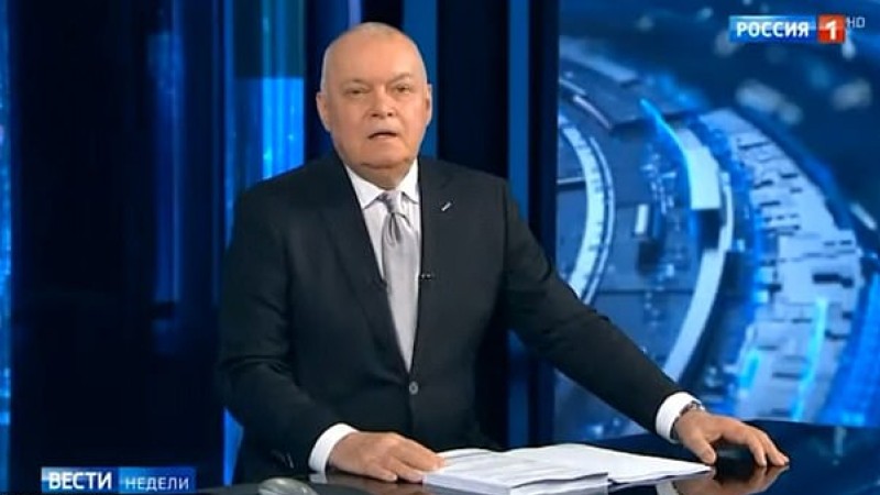 Russian TV Host Threatens Nuclear “Destruction” of America