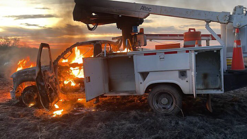 Fake Work Truck Fleeing Border Patrol Bursts Into Flames – NewsWars