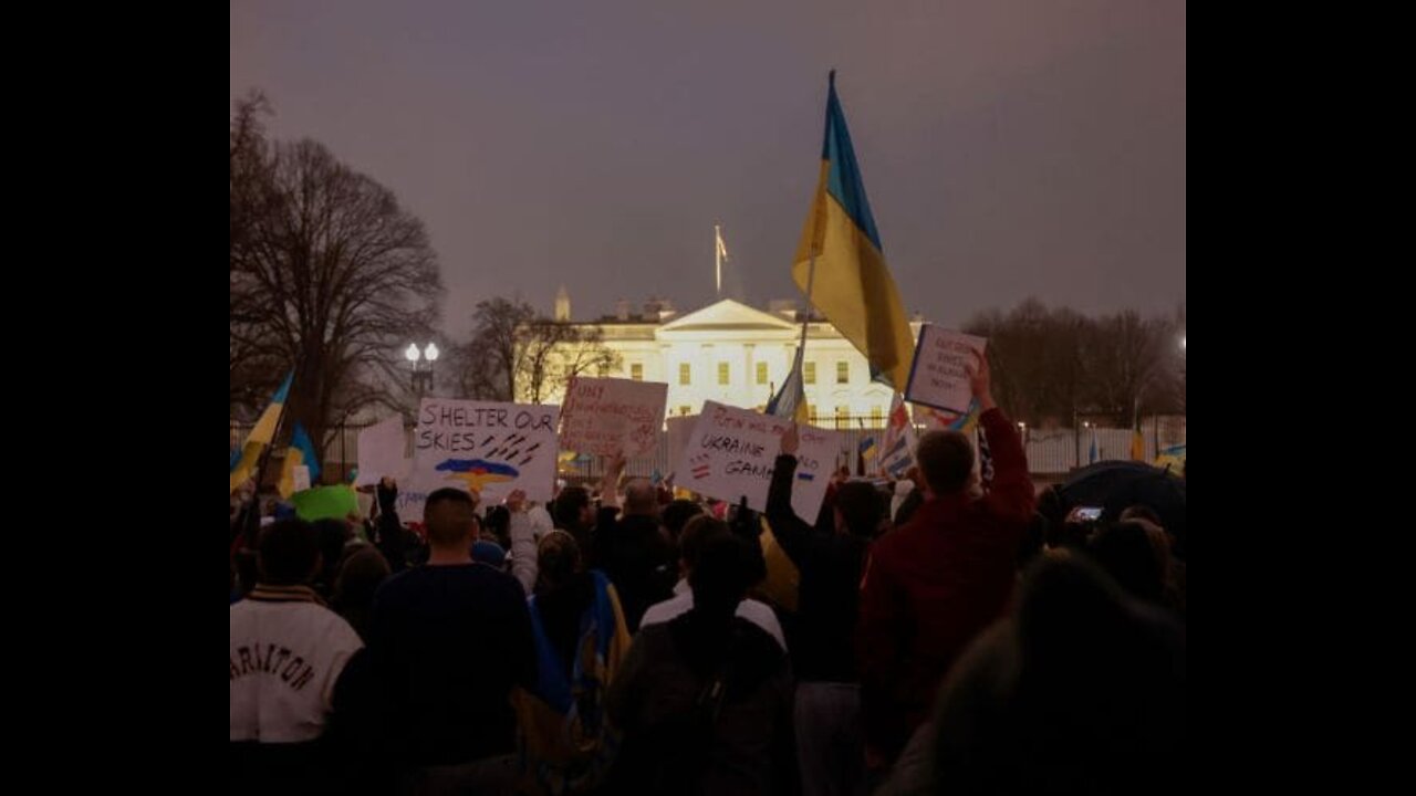 Poll: 62 Percent of Registered Voters Think Putin Wouldn't Invade with Trump in WH