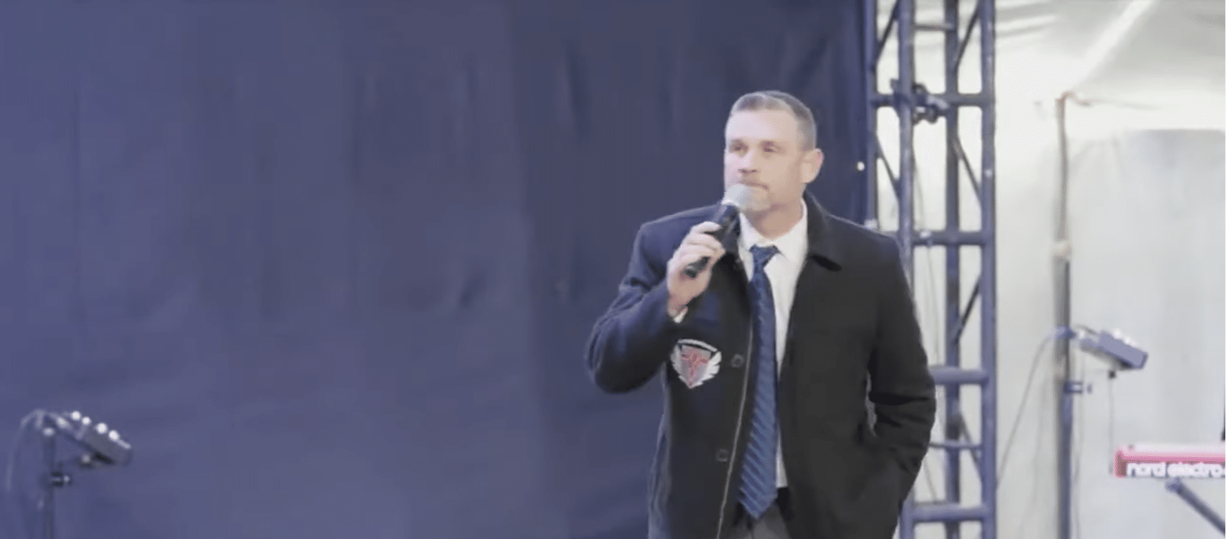 (WATCH) Controversial Pastor threatens to expose 