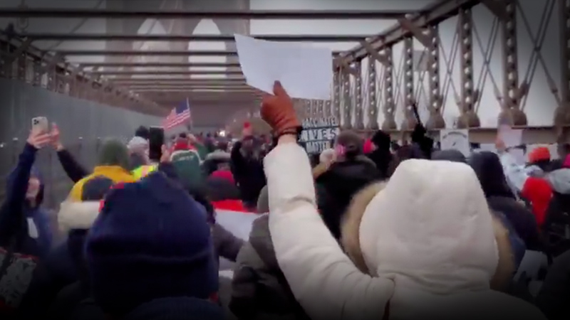 NY Gov May Soon End Mask Mandate As First Responders Block Brooklyn Bridge In Protest