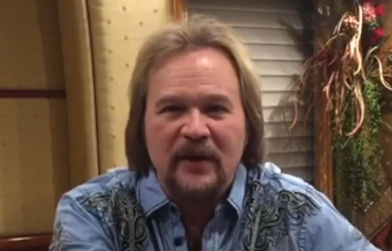 Country Music Star Travis Tritt Urges Fans To Fight Back Against Mandatory Vaccinations - TheMix.net