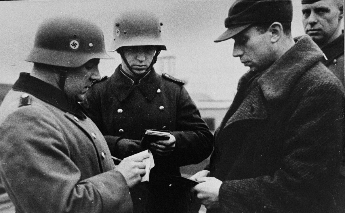 Cycles of History Ignored – Your papers, please - Dr. Dan's Freedom Forum