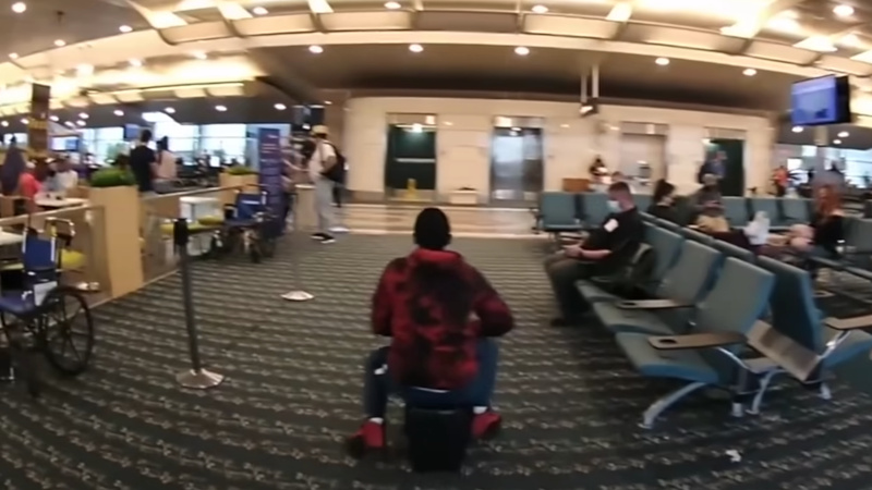 Wild Video: Officer Pursues ‘Drunk’ Woman on Motorized Suitcase – NewsWars