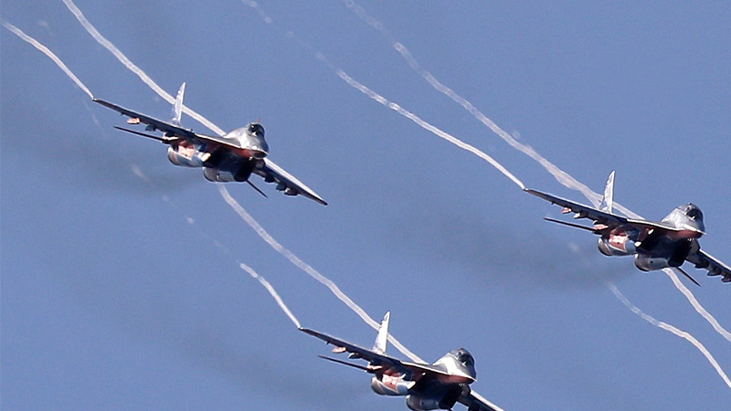 Actor Sean Penn Trying to Restart MIG-29 Transfer to Ukraine, Stoking Fears of WWIII – Thursday Live