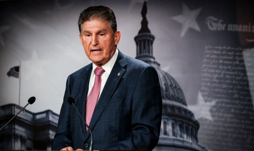 REPORT: Manchin opposed to Biden plan to drop Title 42 at border