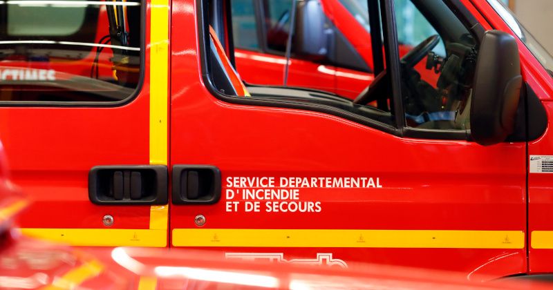 African Migrants Suspected of Starting Major Fire at French Detention Center