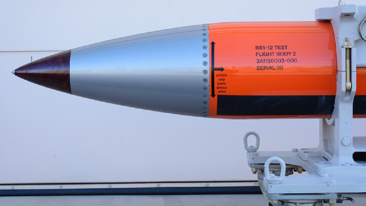 What Happens if Russia Strikes with a Tactical Nuclear Weapon? - 19FortyFive