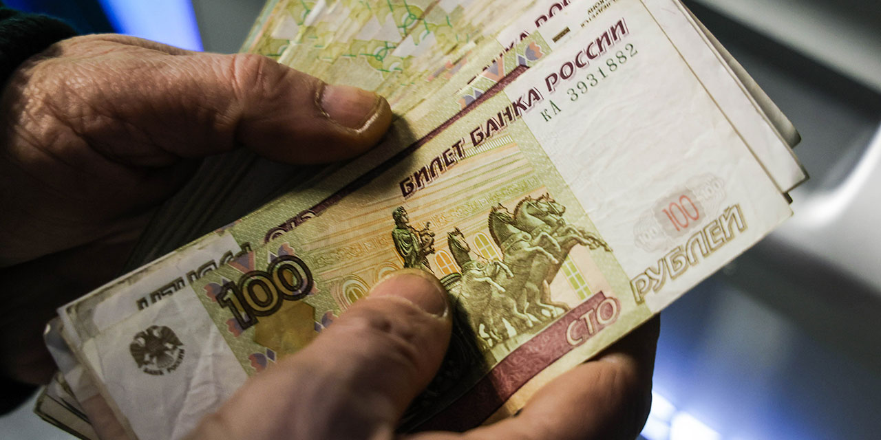 Russian Bank Run Is No Ordinary Panic | City Journal