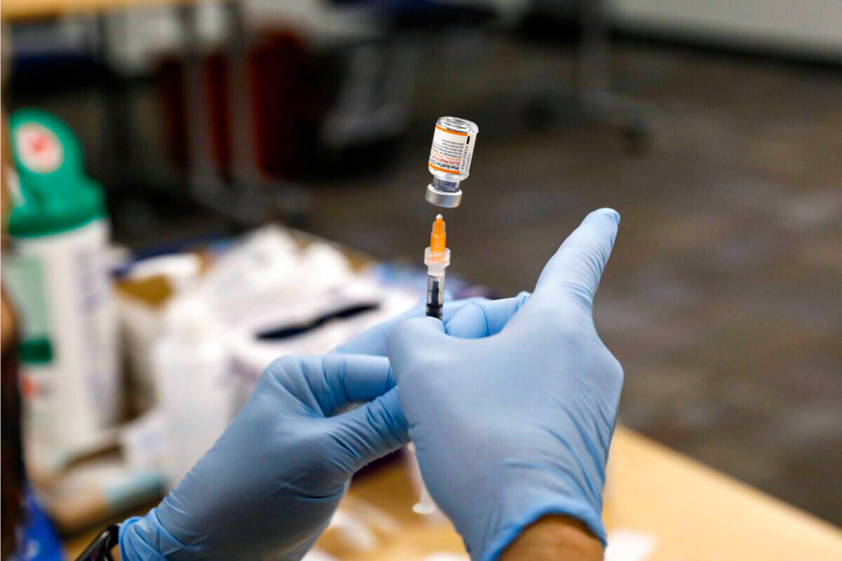 Pfizer’s COVID-19 Vaccine Goes Into Liver Cells and Is Converted to DNA: Study