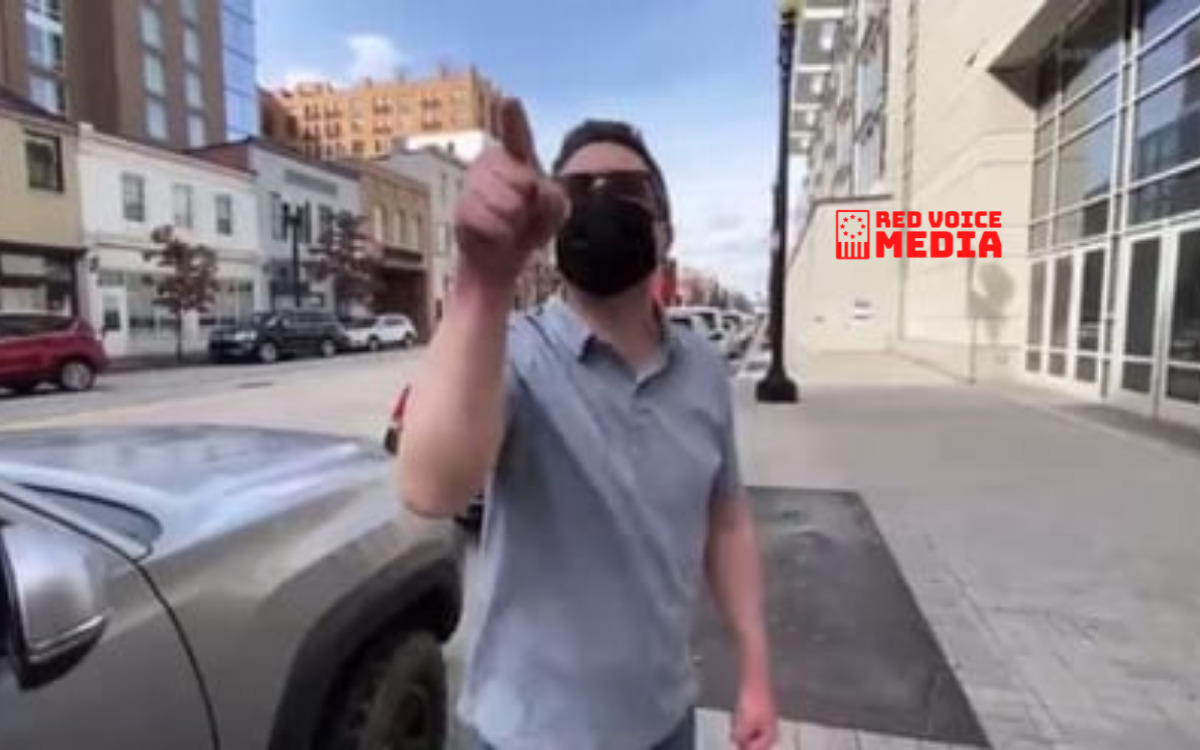 Male Karen Cuck Loses His Mind Over Freedom Truckers In Washington D.C. (Mass Formation Psychosis?) [VIDEO]