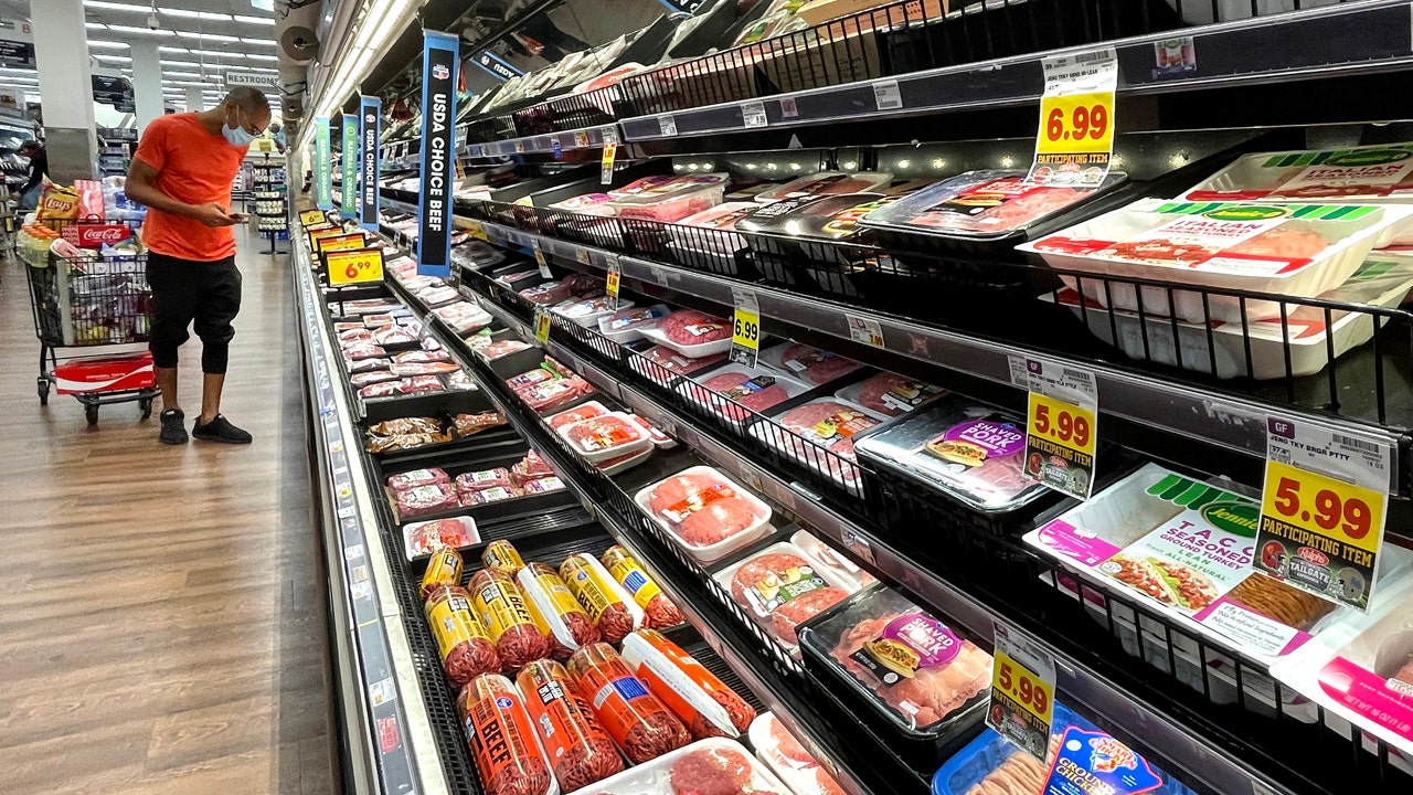 Billionaire supermarket CEO: Buy now, food inflation will only get much worse | Fox Business